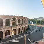 Lussuosa Residenza Rubiani - Domus Βερόνα