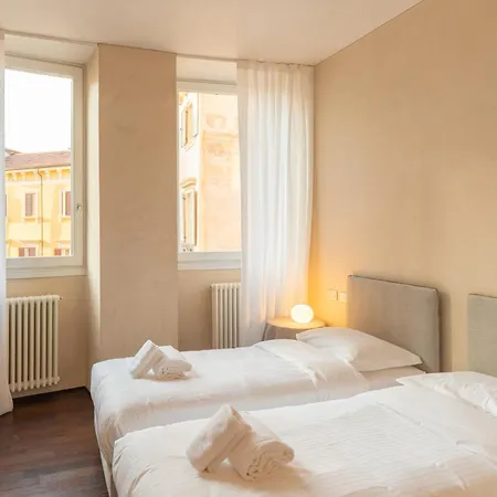 Lussuosa Residenza Rubiani - Domus Apartmán