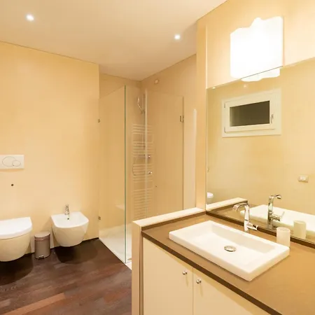 Lussuosa Residenza Rubiani - Domus Apartmán *