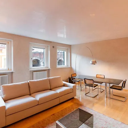 Lussuosa Residenza Rubiani - Domus Apartmán